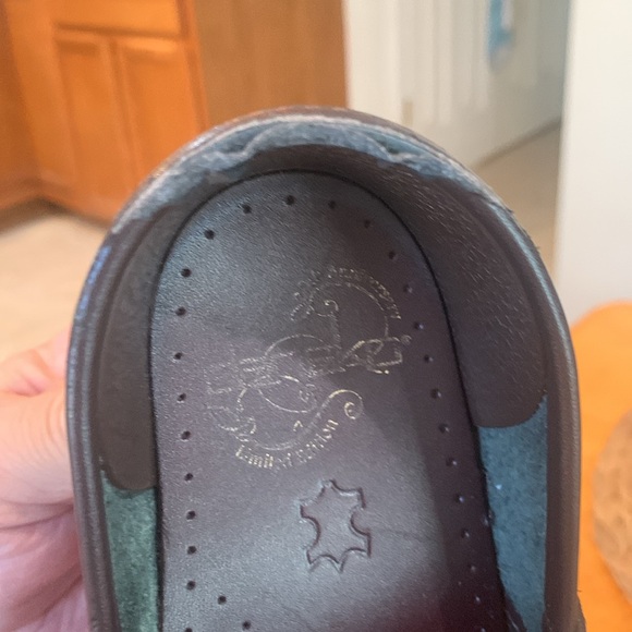 Ladies Dansko Proffesional 20th Anniversary edition clogs. - Picture 10 of 14